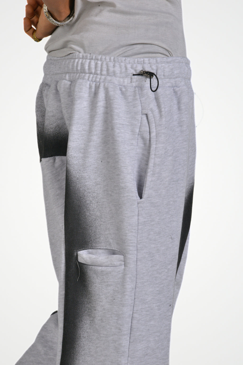 Pirooche Spray Effect Sweatpants – Relaxed Statement Fit