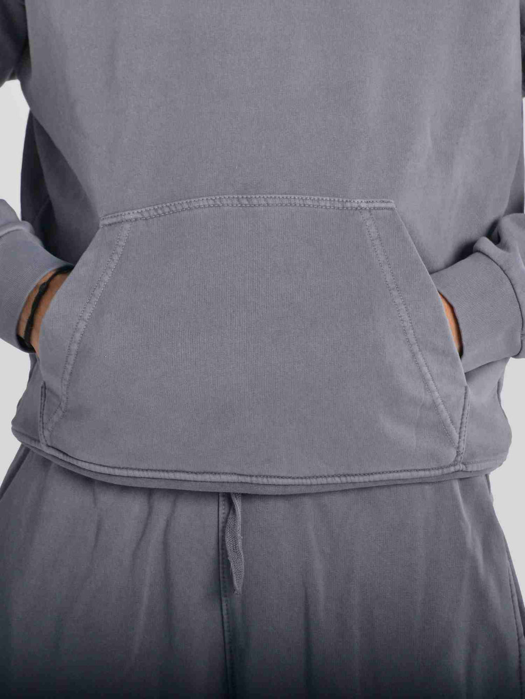 Hoodie Pirooche  – Essential Street Fit