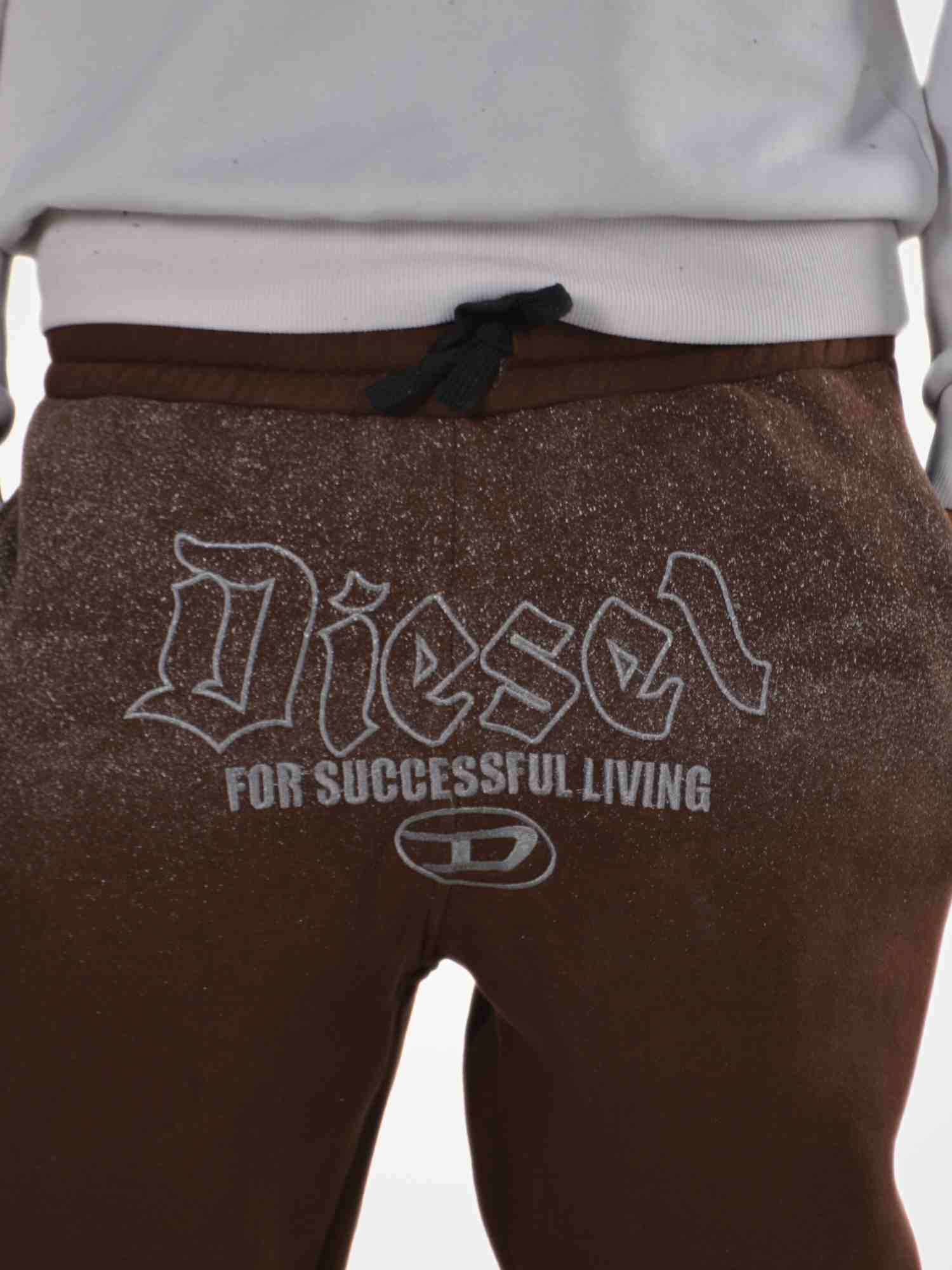 Pirooche Joggers – Graphic Street Statement