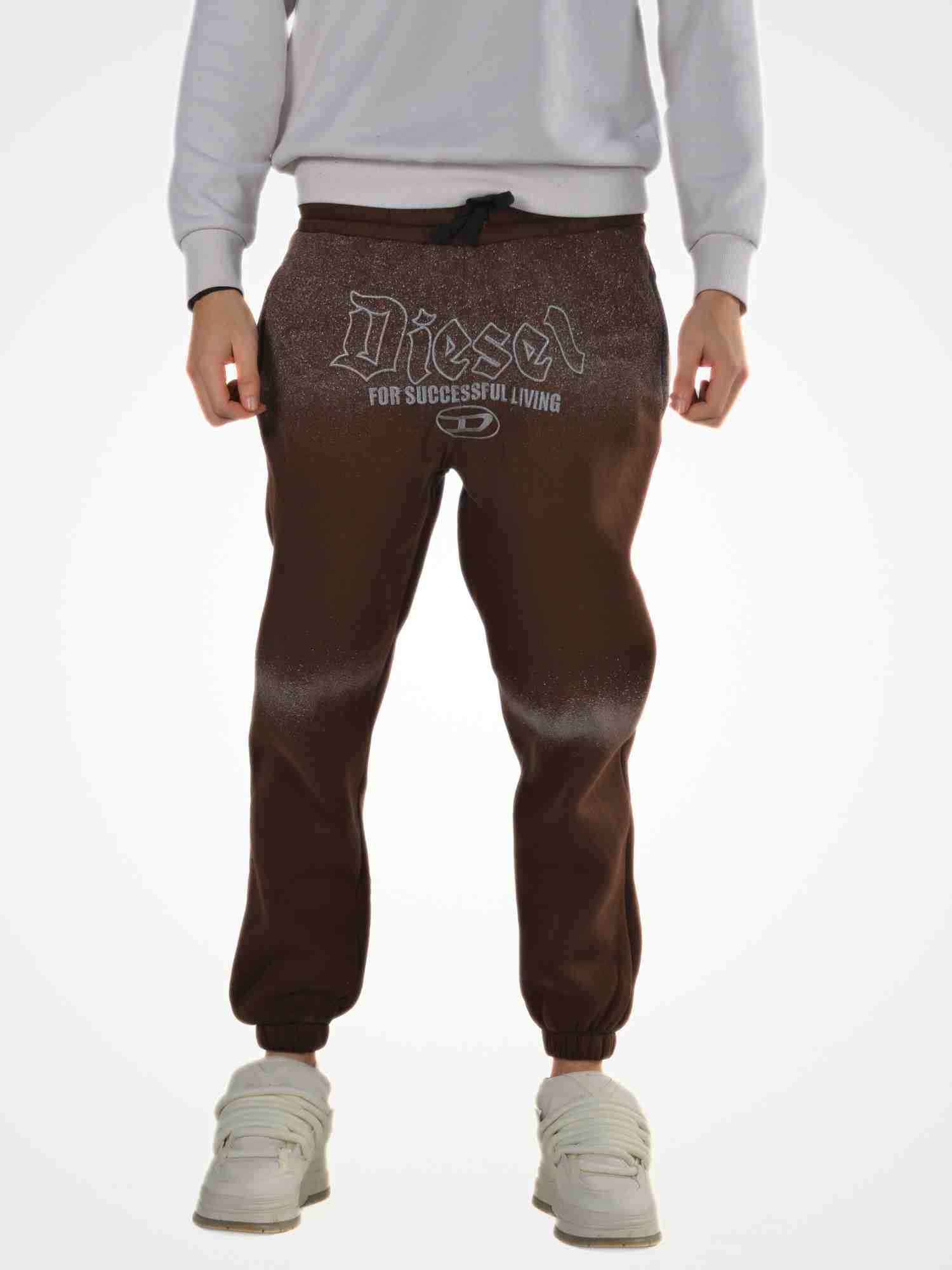 Pirooche Joggers – Graphic Street Statement